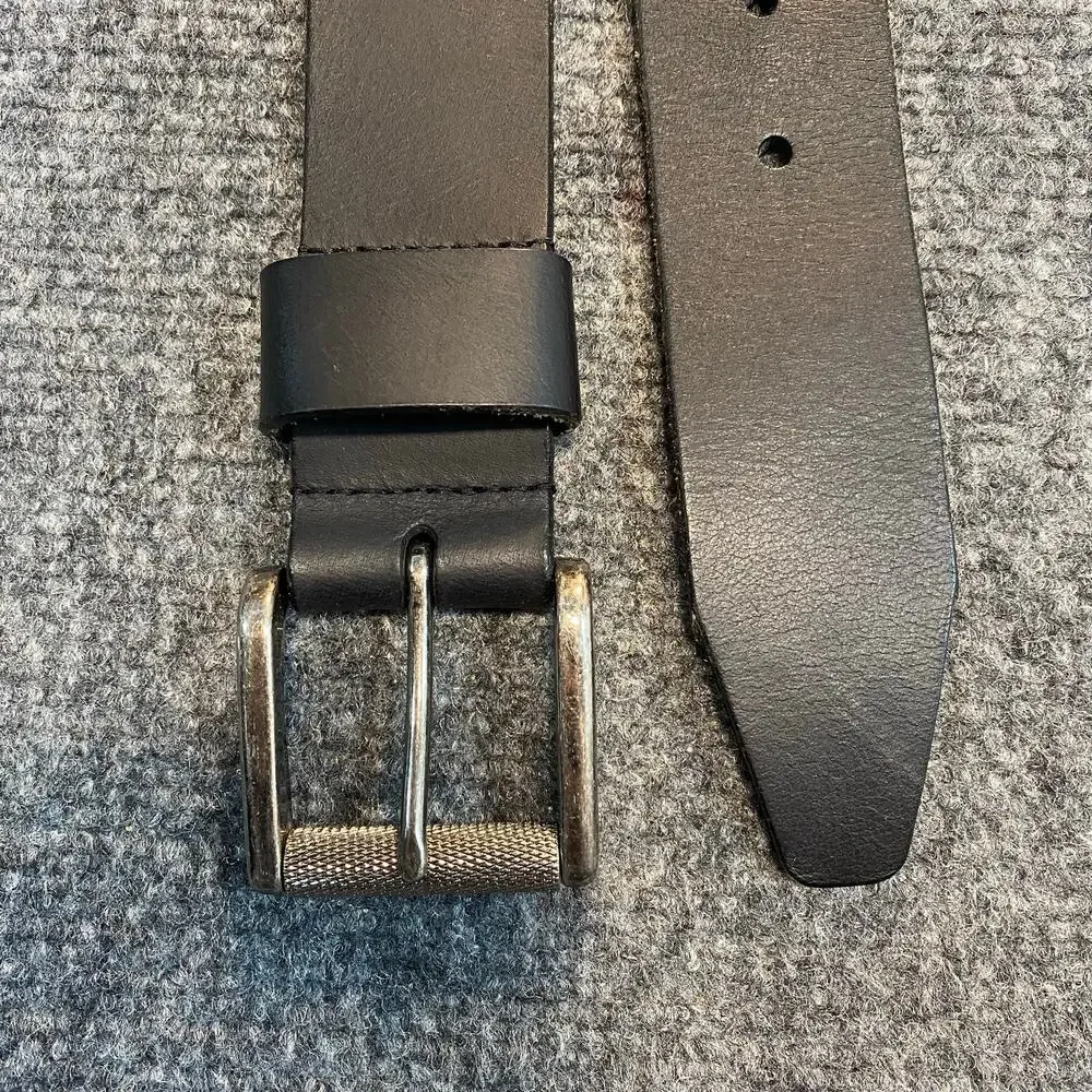 1901 Nordstrom Men's Size 42 Black Leather Silver Hardware Belt 1.5 inch wide